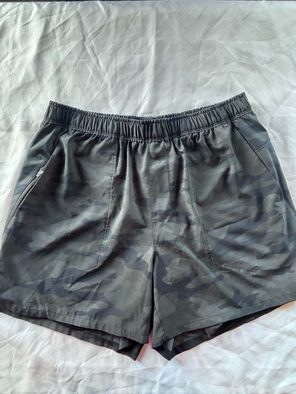 DSG Camo Athletic Running Shorts with Zip Pocket Size M